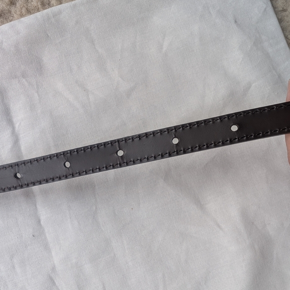 Louis Vuitton Rift Additional Photos - Picture 2 of 6